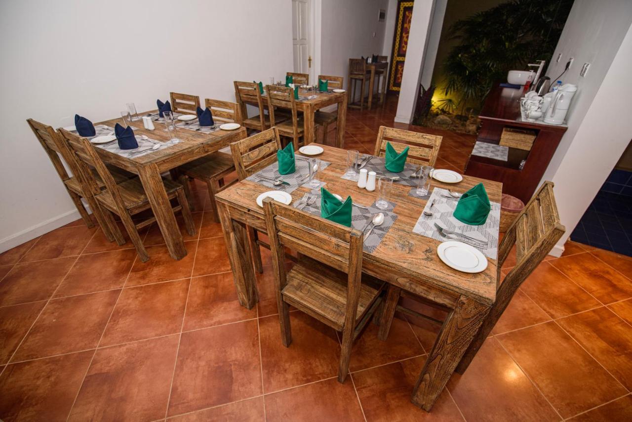 Bed and Breakfast Kingsman House Kandy Zewnętrze zdjęcie