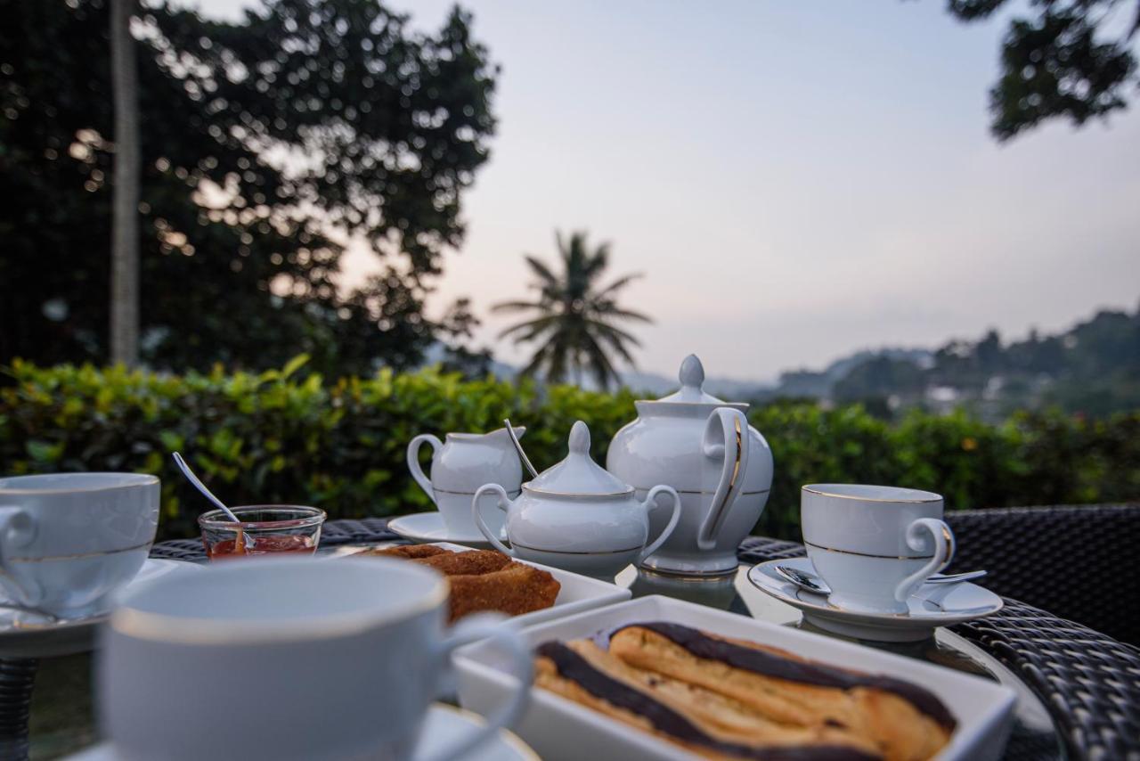 Bed and Breakfast Kingsman House Kandy Zewnętrze zdjęcie