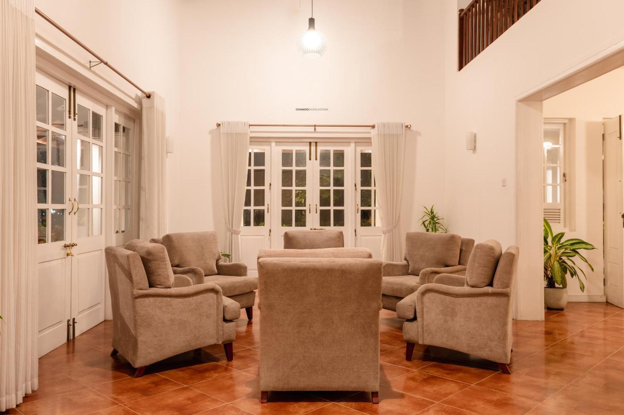Bed and Breakfast Kingsman House Kandy Zewnętrze zdjęcie